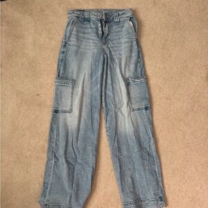American Eagle Super High Rise Baggy Wide Leg Cargo, size 0 short